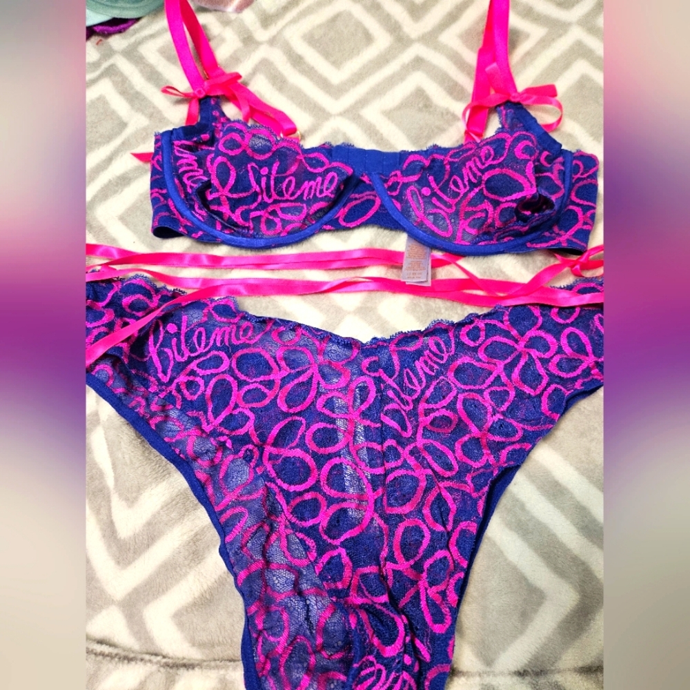 Bra and panty set